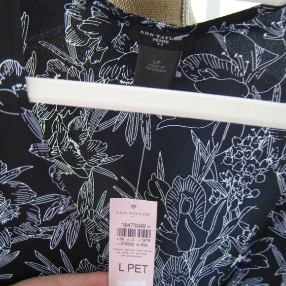 NWT Ann Taylor Floral Print Jumpsuit - Picture 4 of 5